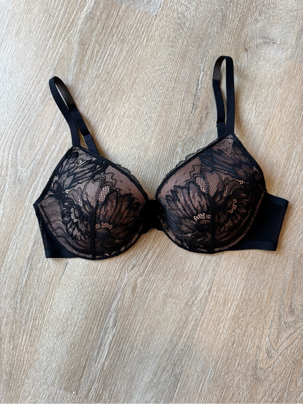 Soma Black Lightly Lined Plunge Lace Bra